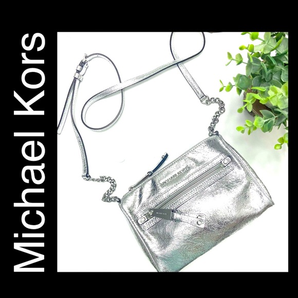 Michael Kors Handbags - Michael Kors Silver Metallic Crossbody Purse